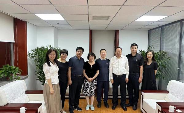 省科技厅一级巡视员郭玉明 会见美国旧金山中医药硏治中心主任、美国加州中医研究院院长张萍和 新西兰河北商会会长边志立一行